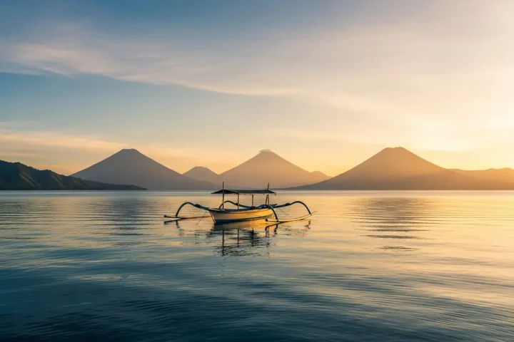Best Time to Visit East Flores in 2027